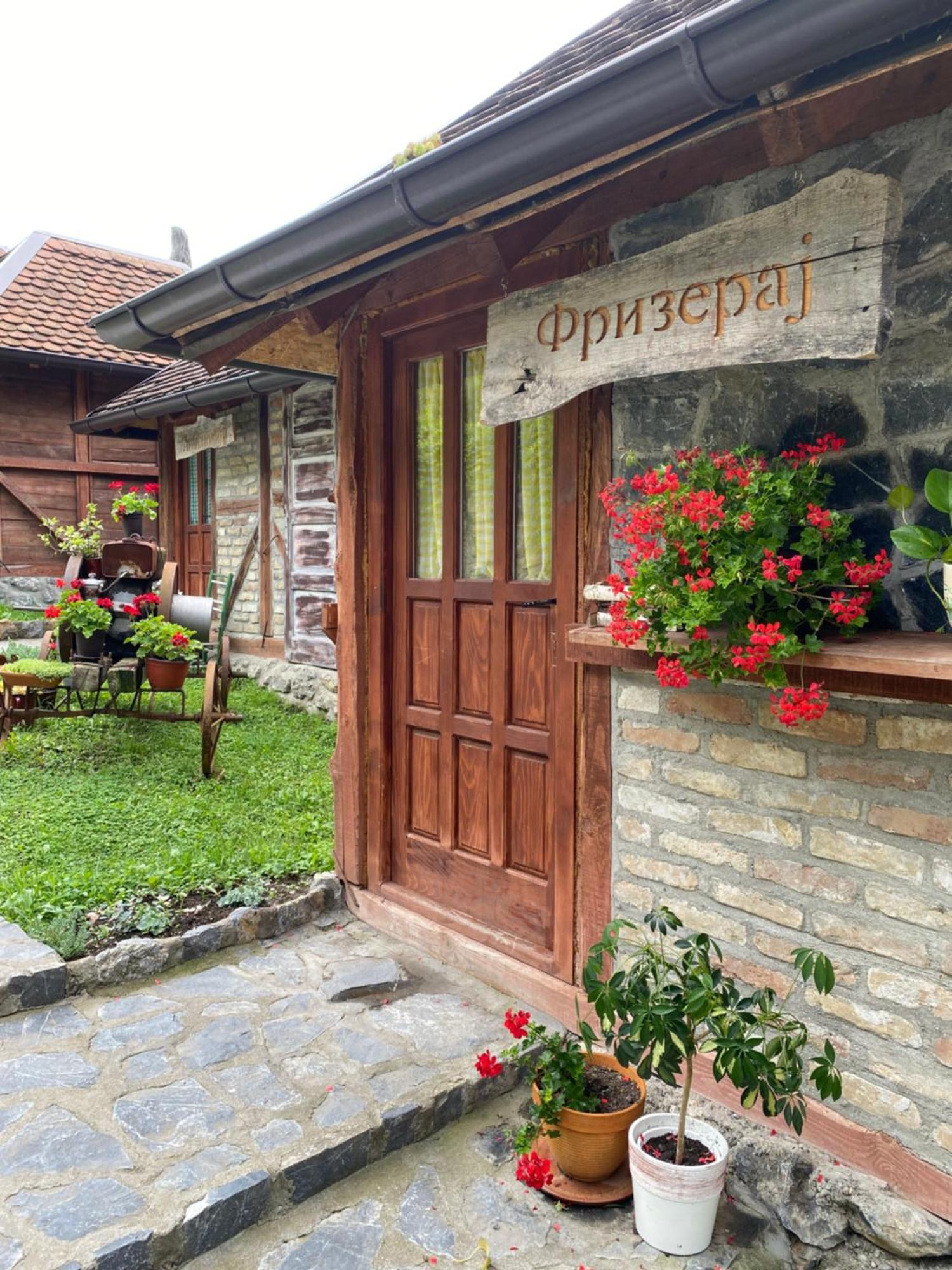 Konak Dobri Potok Krupanj Exterior foto
